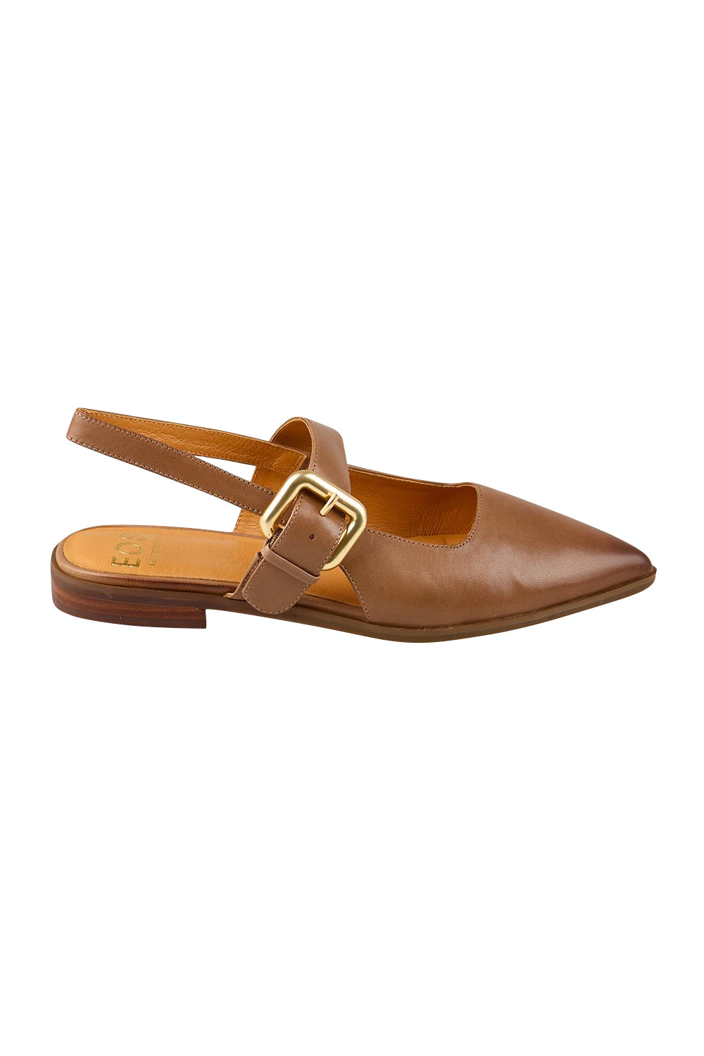 Product shot of the Goldie Flat - Pecan in colour Pecan, from the front