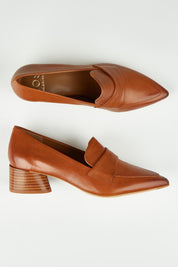 Hatena Leather Heeled Loafer - Brandy