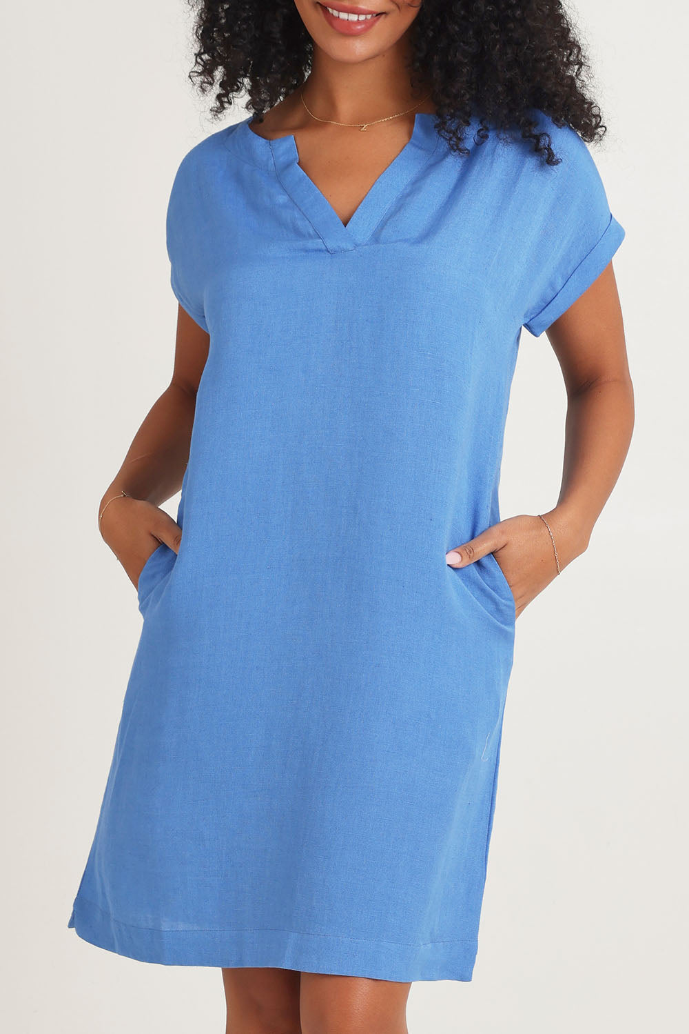 Model Ziara wearing size 10 of the Linen Blend Solid Shift Dress in colour Blue (Blue), from the front, cropped image