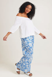 Model Ziara wearing size 10 of the Gather Neck 3/4 Sleeve Linen Blend Top in colour White (White), from the front, showing the whole outfit