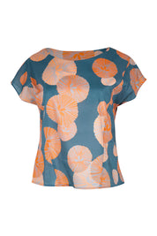 Product shot of the Thea Top - Smoke in colour Smoke, from the front
