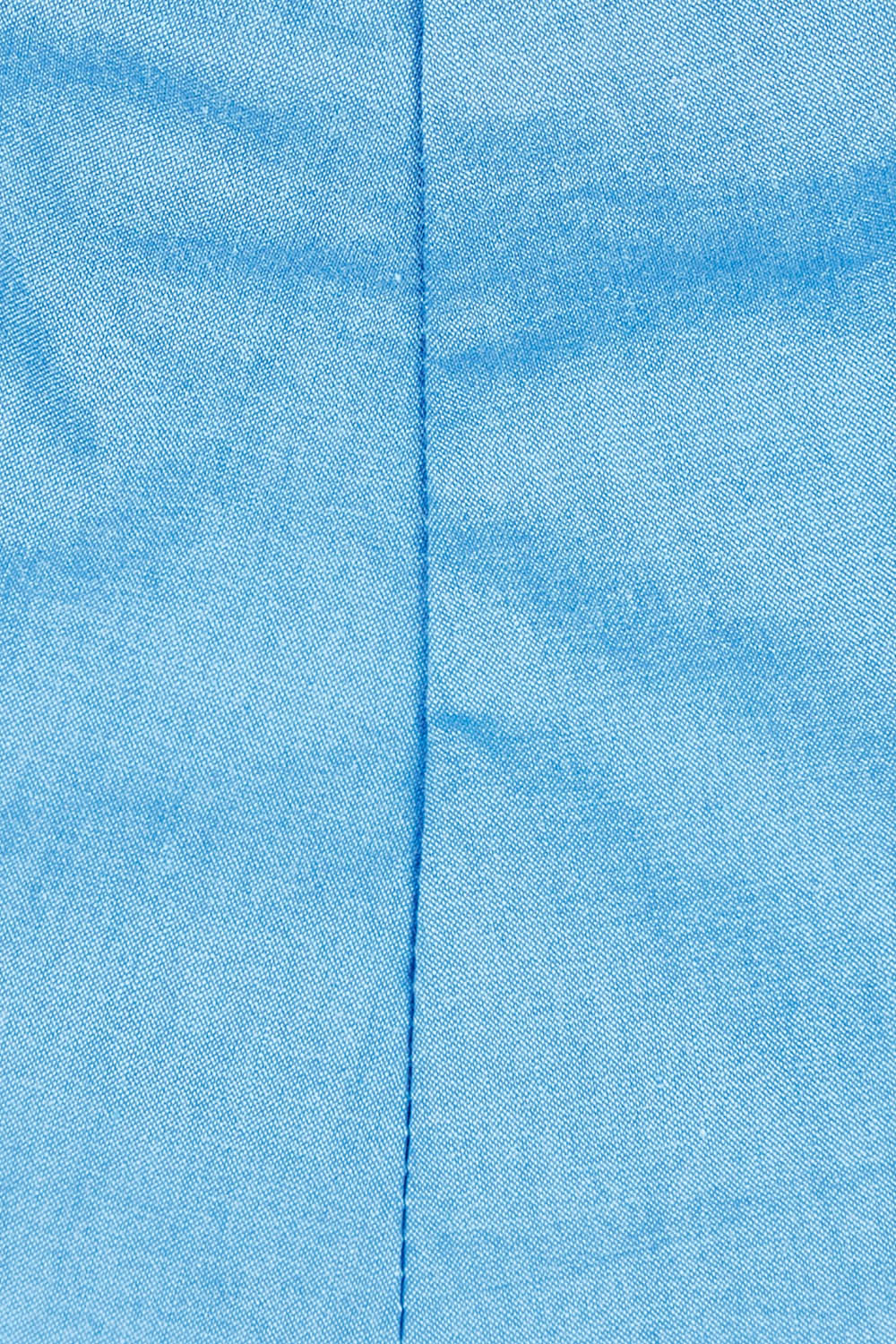 Product shot of the Fuss Free Cotton Blend 7/8 Taper Capri in colour Azure (Blue), detail