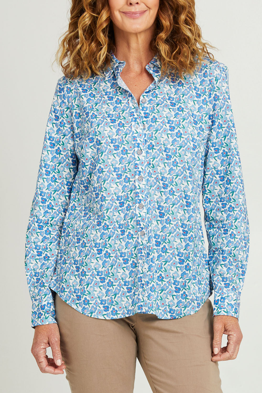 Model Emma wearing size 10 of the All Class Shirt in colour Water (Blue), from the front, cropped image