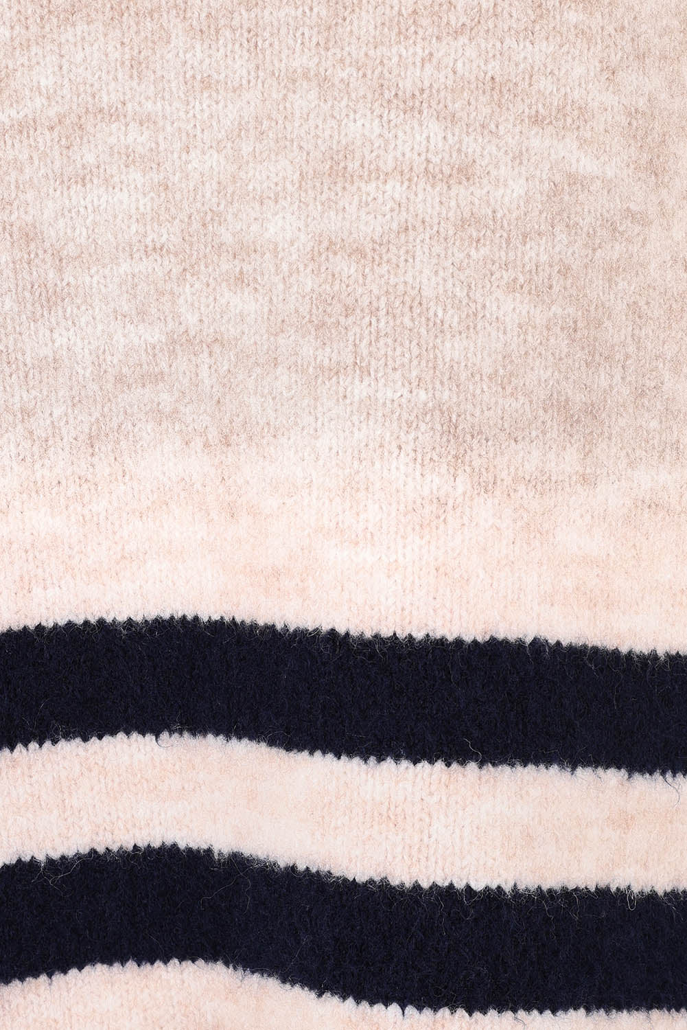 Product shot of the Plus One Popover in colour Oat, detail