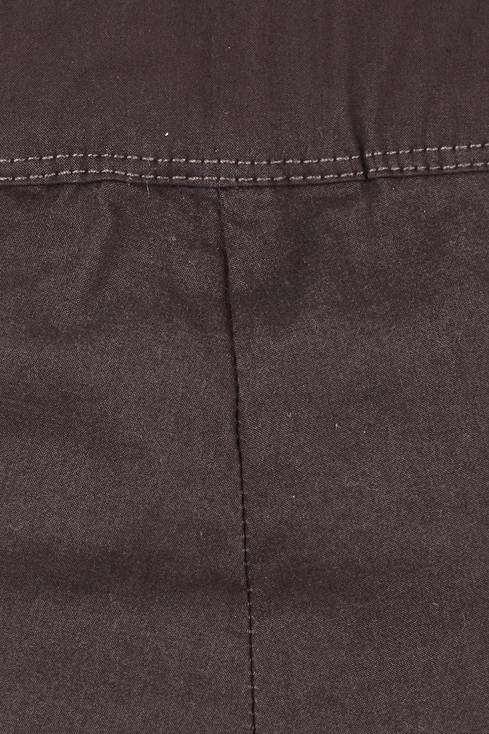 Product shot of the Fuss Free 7/8 Pant – Sable in colour Sable, showing detail