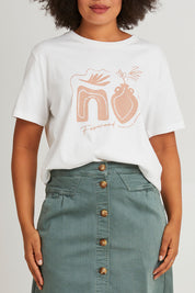 Model Olivia wearing size 10 of the Etched Cotton Geo Tee in colour Vinwhite (White), from the front, cropped image