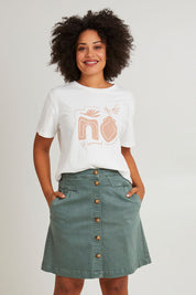 Model Olivia wearing size 10 of the Etched Cotton Geo Tee in colour Vinwhite (White), from the front, cropped image