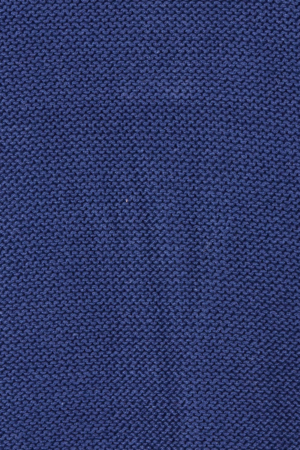 Product shot of the Vesper Knit – Deepblue in colour Deepblue, showing detail