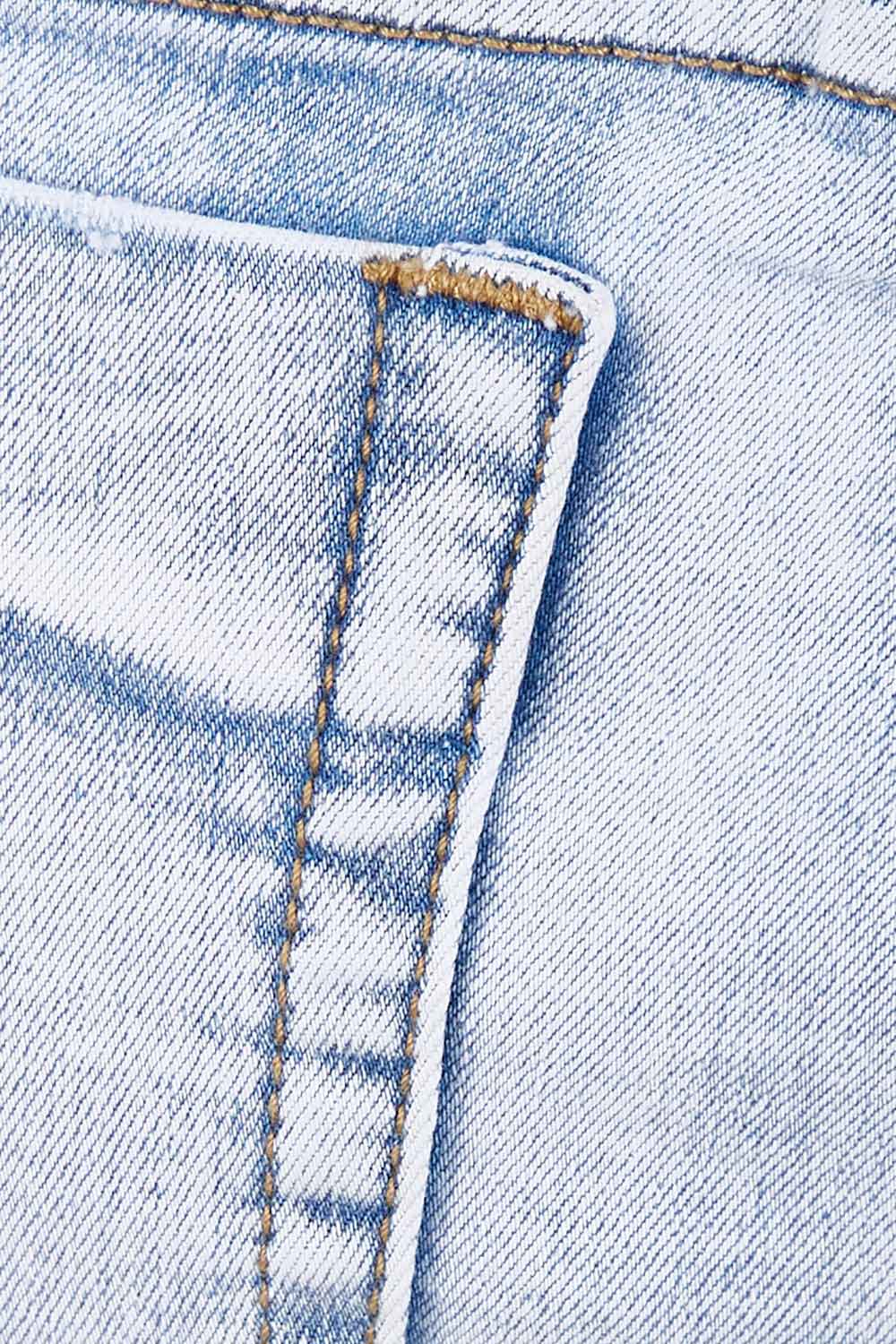 Product shot of the Gabby Bermuda in colour Lghtblue (Blue), detail