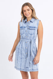 A model wearing the Sleeveless Talbert Denim Dress in colour Lightblue (Blue), from the front, cropped image