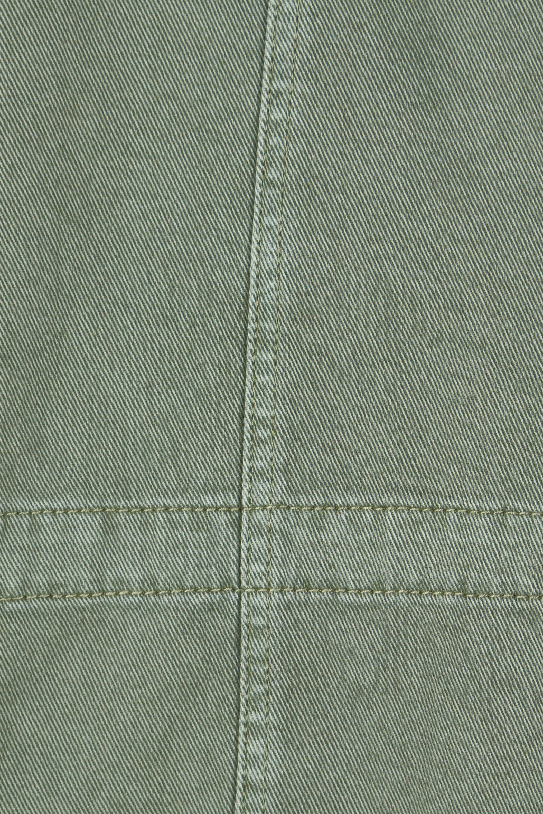Product shot of the Elements Kingston Cotton Anorak in colour Khaki (Green), detail