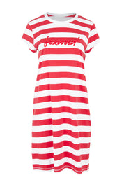Product shot of the Elements Signature Tee Dress in colour Cayennewhi (Red), from the front