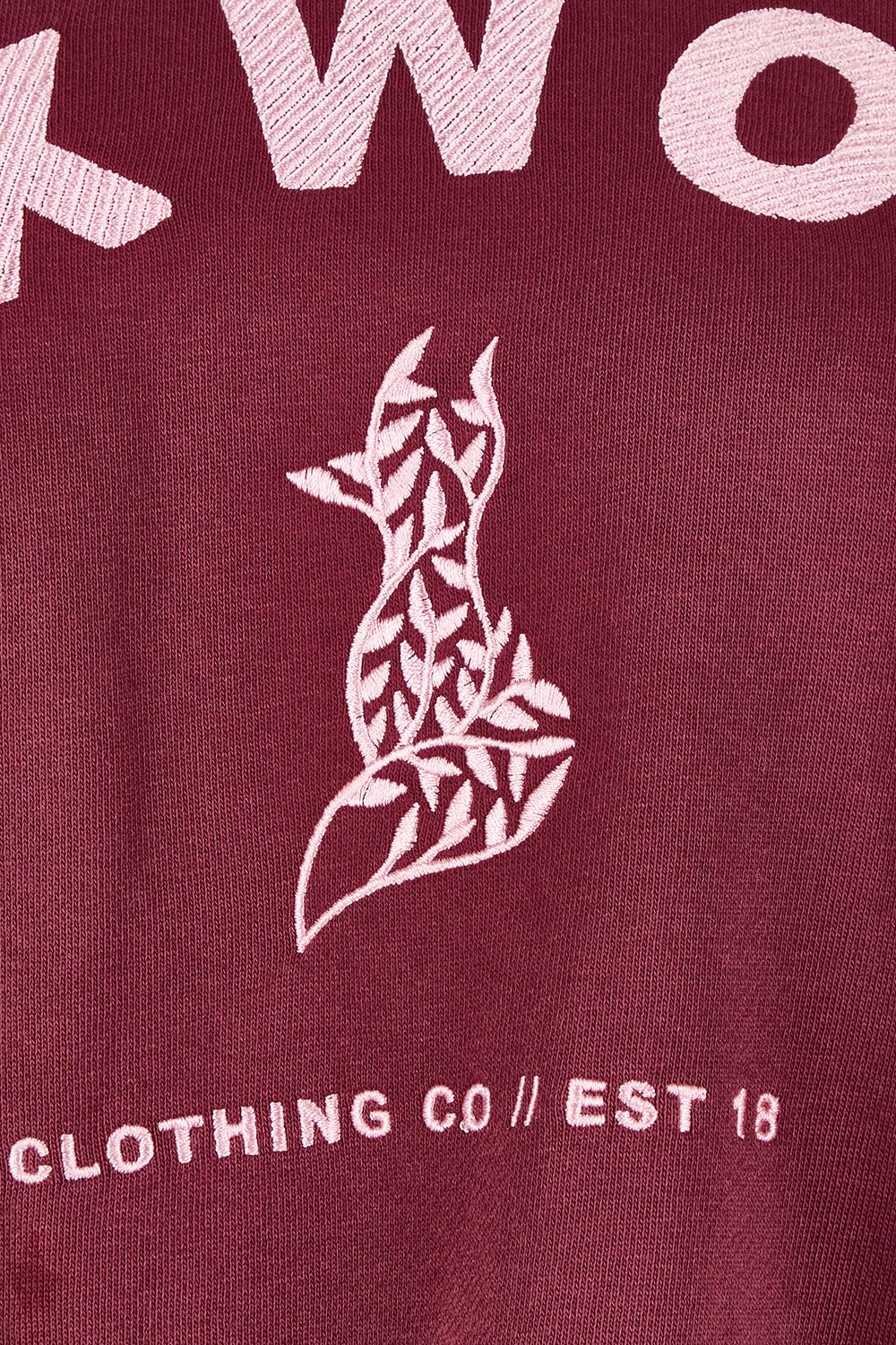 Product shot of the Elements Effortless Contrast Cotton Crew in colour Windorwine (Purple), detail