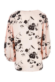 Product shot of the Dream Big Blouse in colour DreamBigBl (Pink), from the back