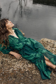 Lynn Tiered Dress – Evergreen