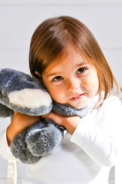 A model wearing the Flatout Bears in colour Koala (Blue), from the front, showing the whole outfit