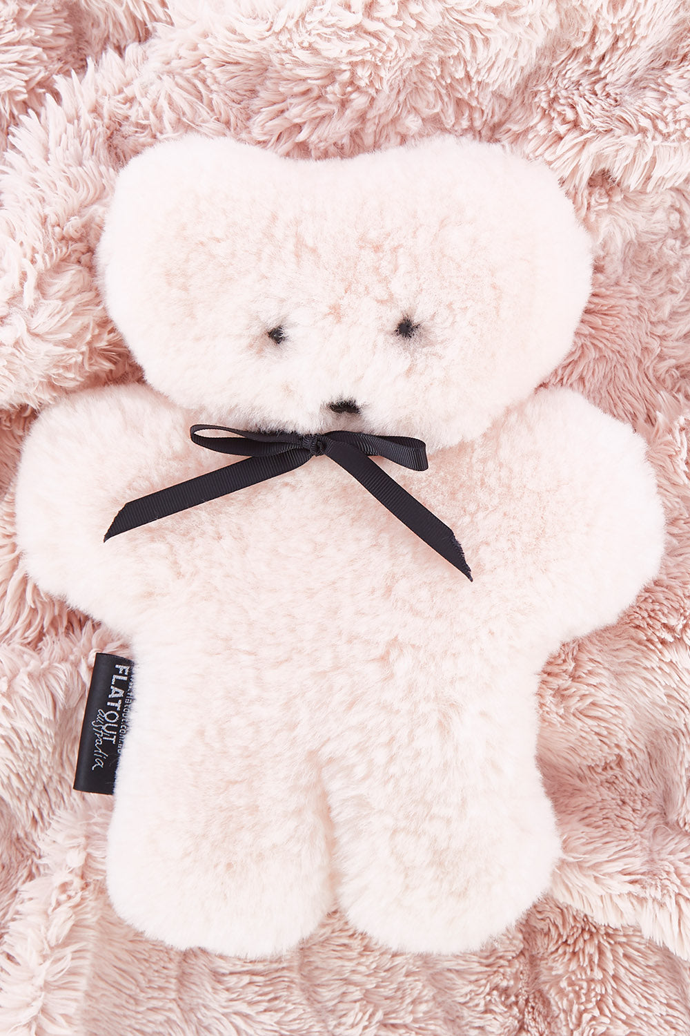 A model wearing the Flatout Bears in colour Rose (Pink), from the front, showing the whole outfit