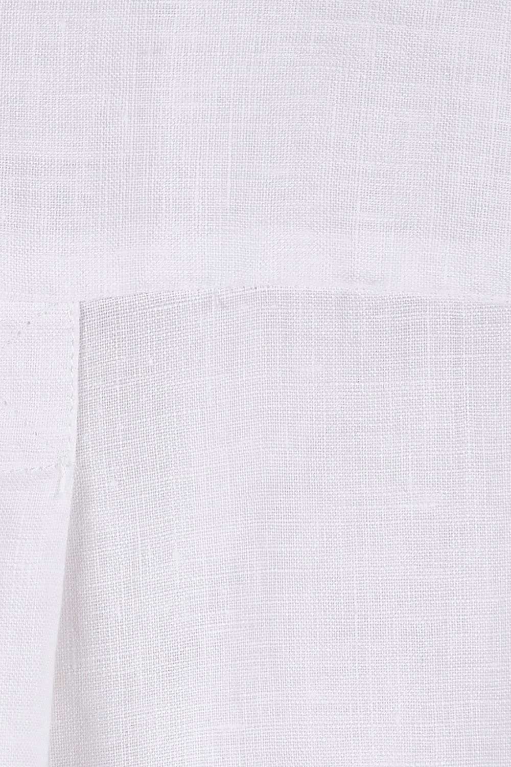 Product shot of the Classic Linen Shirt in colour White (White), detail