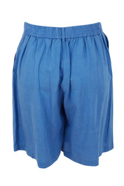 Product shot of the Lino Linen Blend Shorts in colour Sardinia (Blue), from the back