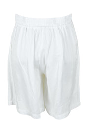 Product shot of the Lino Linen Blend Shorts in colour White (White), from the back
