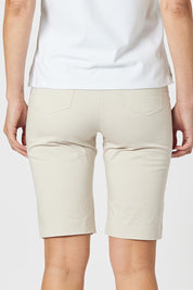 A model wearing the San Marino Cotton Shorts in colour Natural, from the back