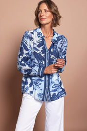 Model Riina wearing size 10 of the Newport Paisley Shirt in colour Blue (Blue), from the front, showing the whole outfit