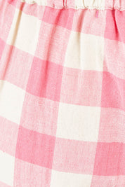 Product shot of the Wide Leg Cropped Pant in colour Pinkcheck (Pink), detail