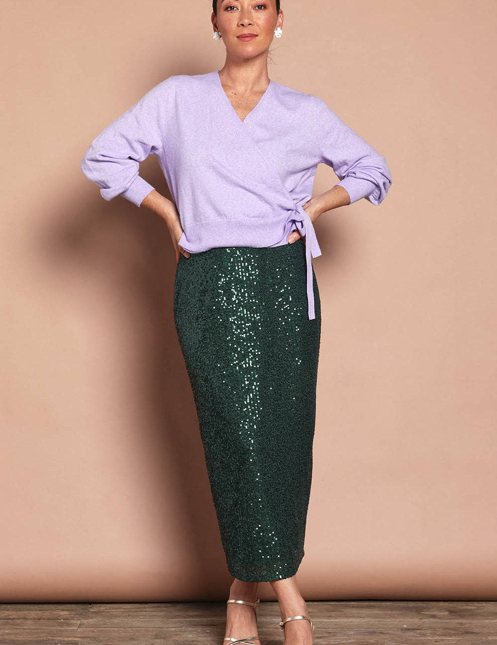 Model Katie wearing size S of the Wrap Knit Sweater in colour Lilac (Purple), from the front, showing the whole outfit