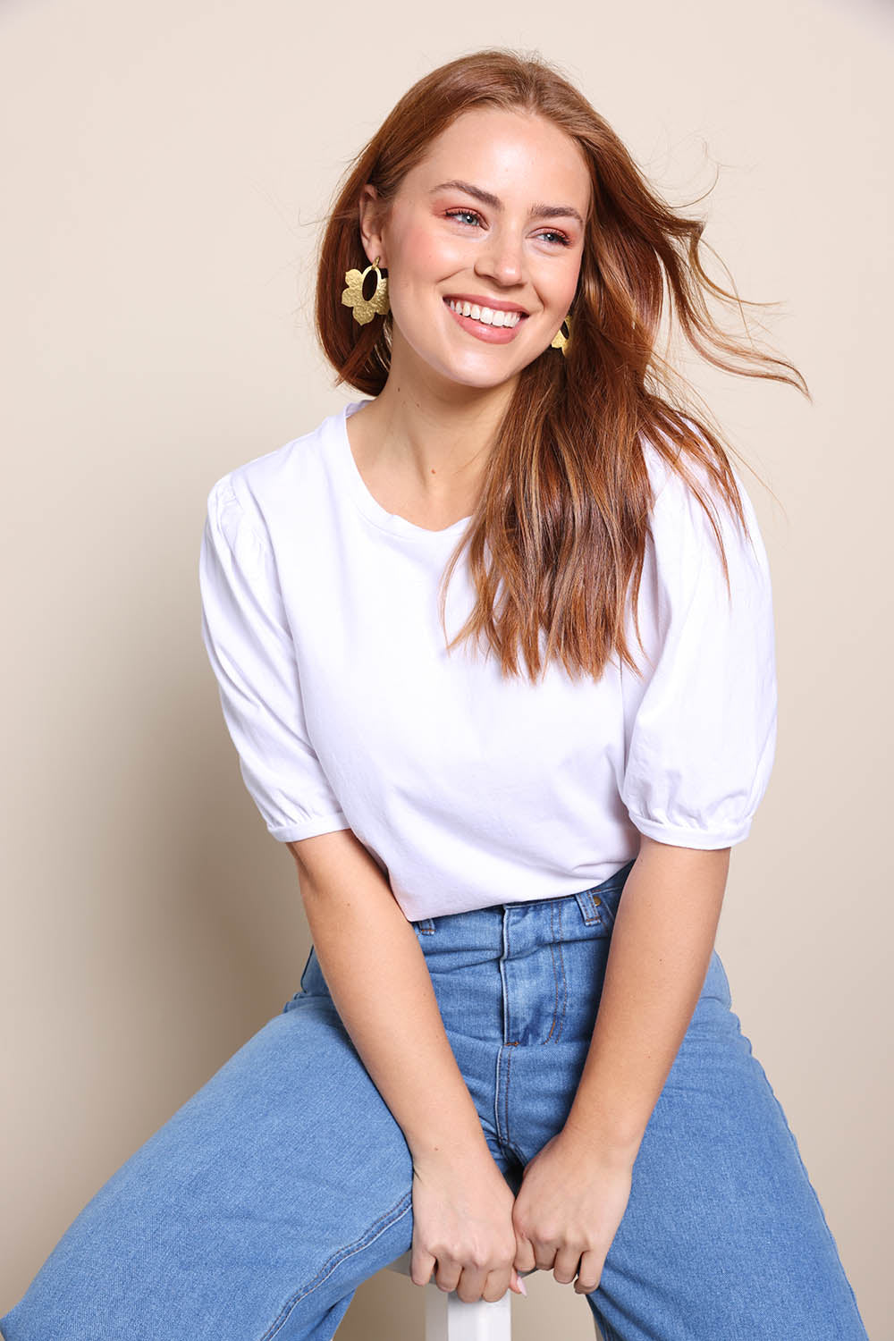Model Georgiel wearing size 10 of the Cotton Jersey Puff Sleeve Top – White in colour White, in a cropped view