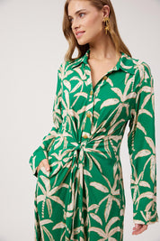 Model Genericm wearing size sample of the Congo Midi Shirt Dress – Palm in colour Palm, in a cropped view