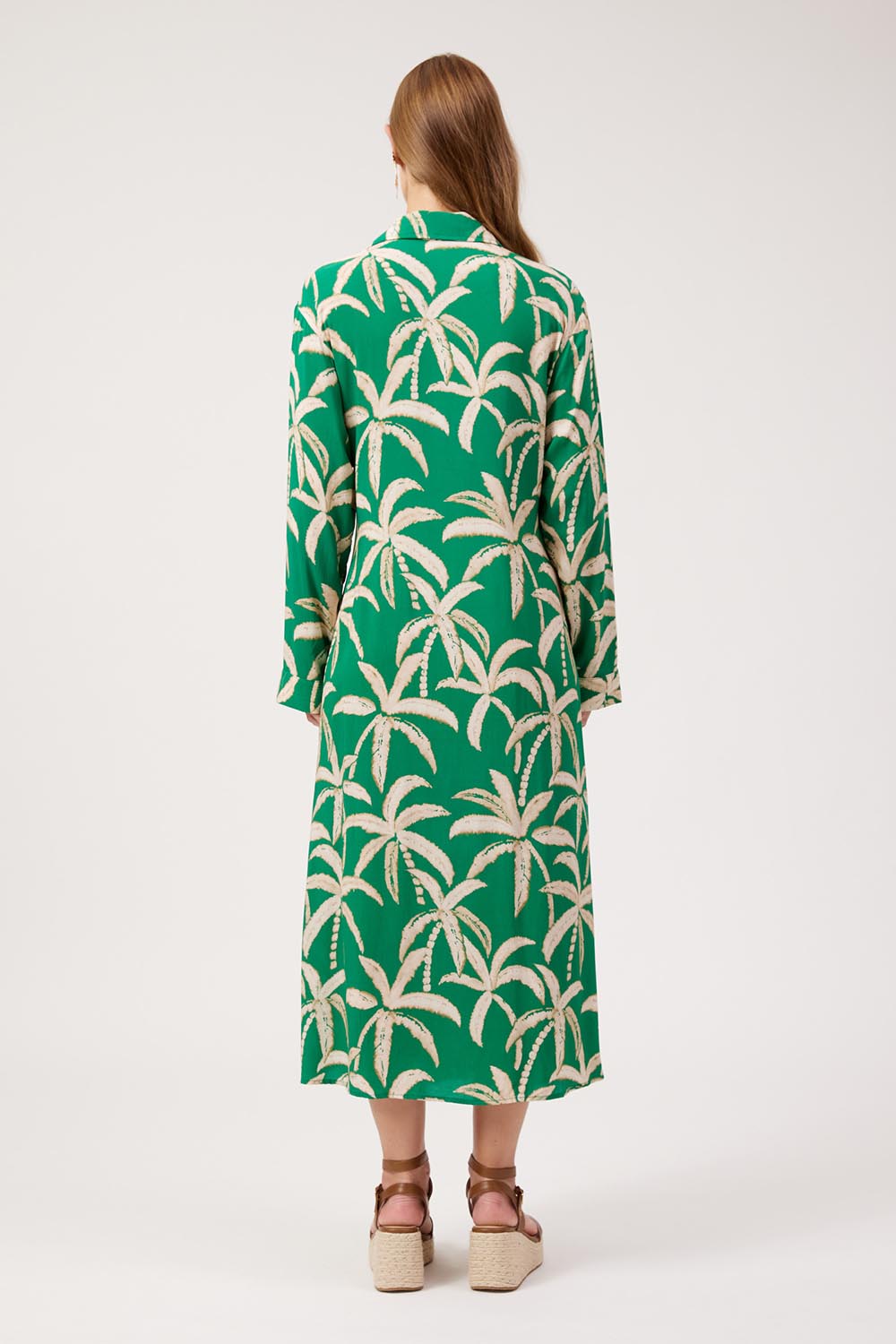 Model Genericm wearing size sample of the Congo Midi Shirt Dress – Palm in colour Palm, from the front