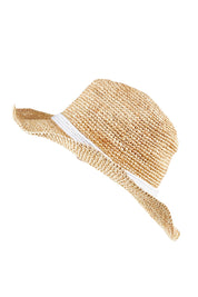 Product shot of the Mentana Hat in colour Natwhite (White), from the front