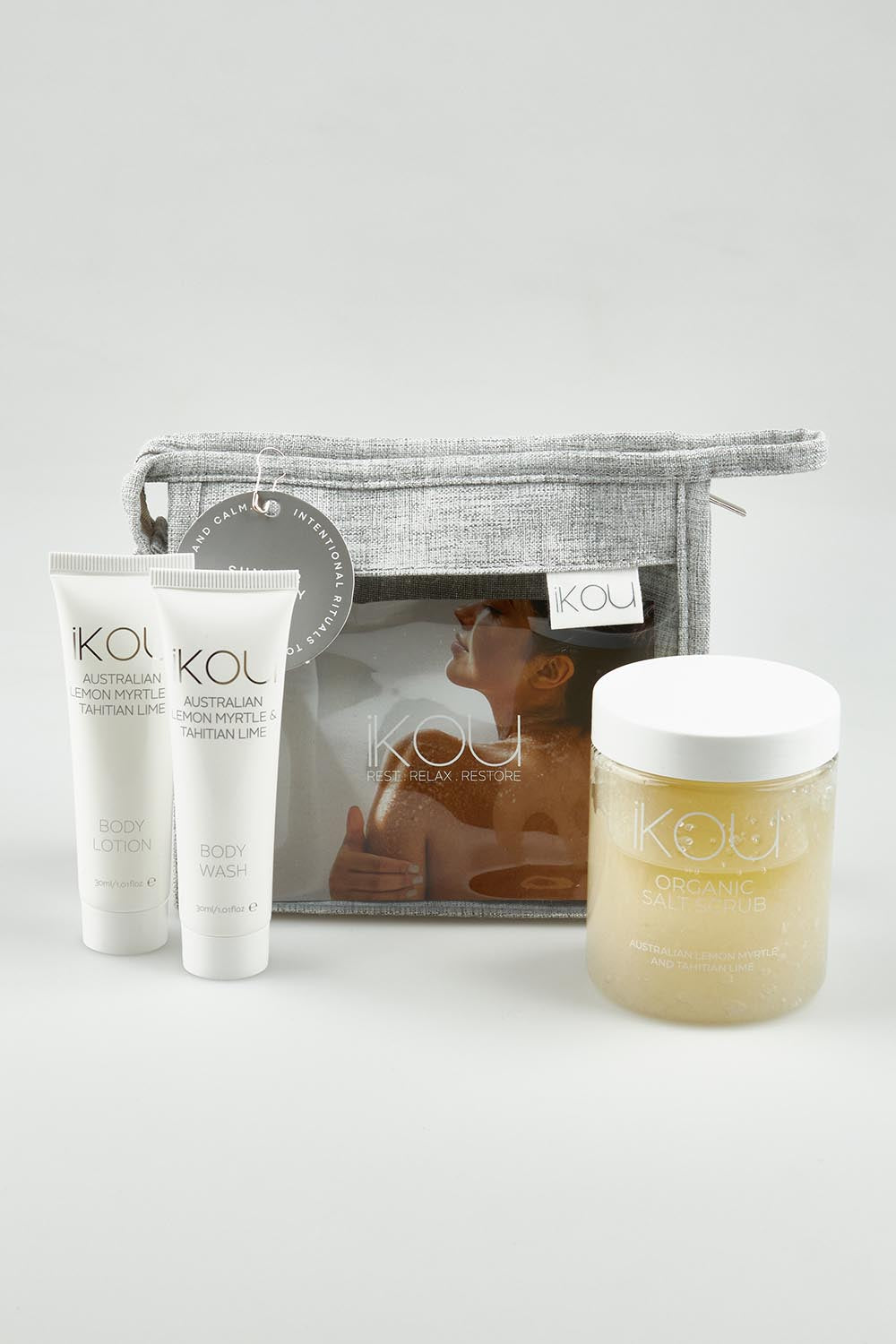 A model wearing the Mini Spa Revive Trio Gift Pack in colour White (White), from the front, showing the whole outfit