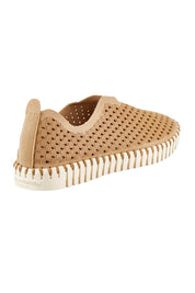 Product shot of the Tulip Sneaker in colour Latte, from the back