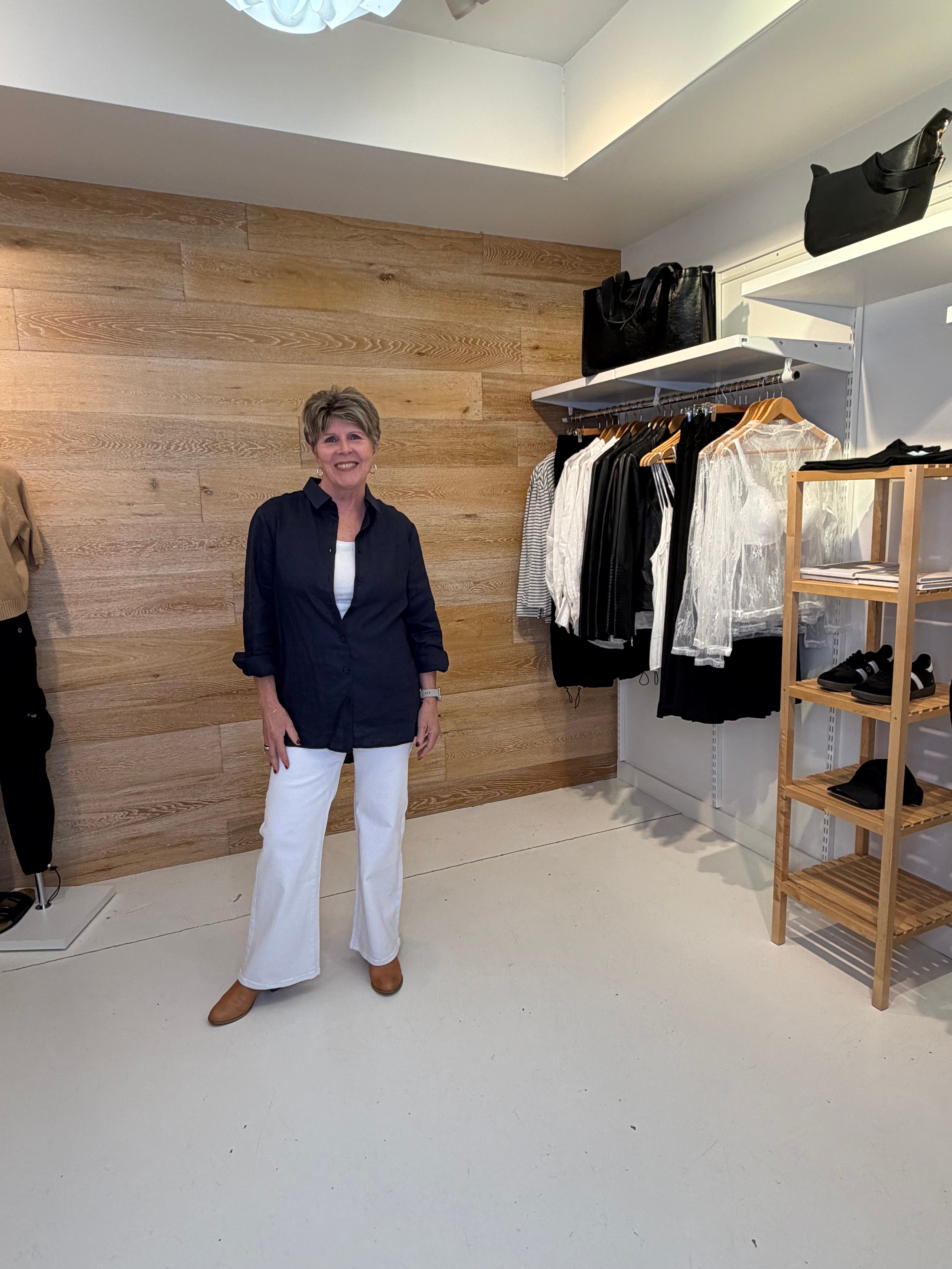 Navy Linen Shirt With White Jeans
