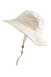 Product shot of the Esperance Shores Packable Hat - Natural in colour Natural, from the front