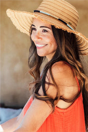 Product shot of the Kata Wide Brim Hat - Natural in colour Natural, from the front