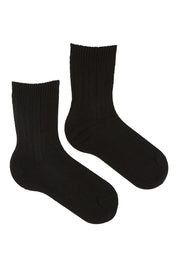 Product shot of the Nina Cable Crew Sock in colour Nero (Black), from the front