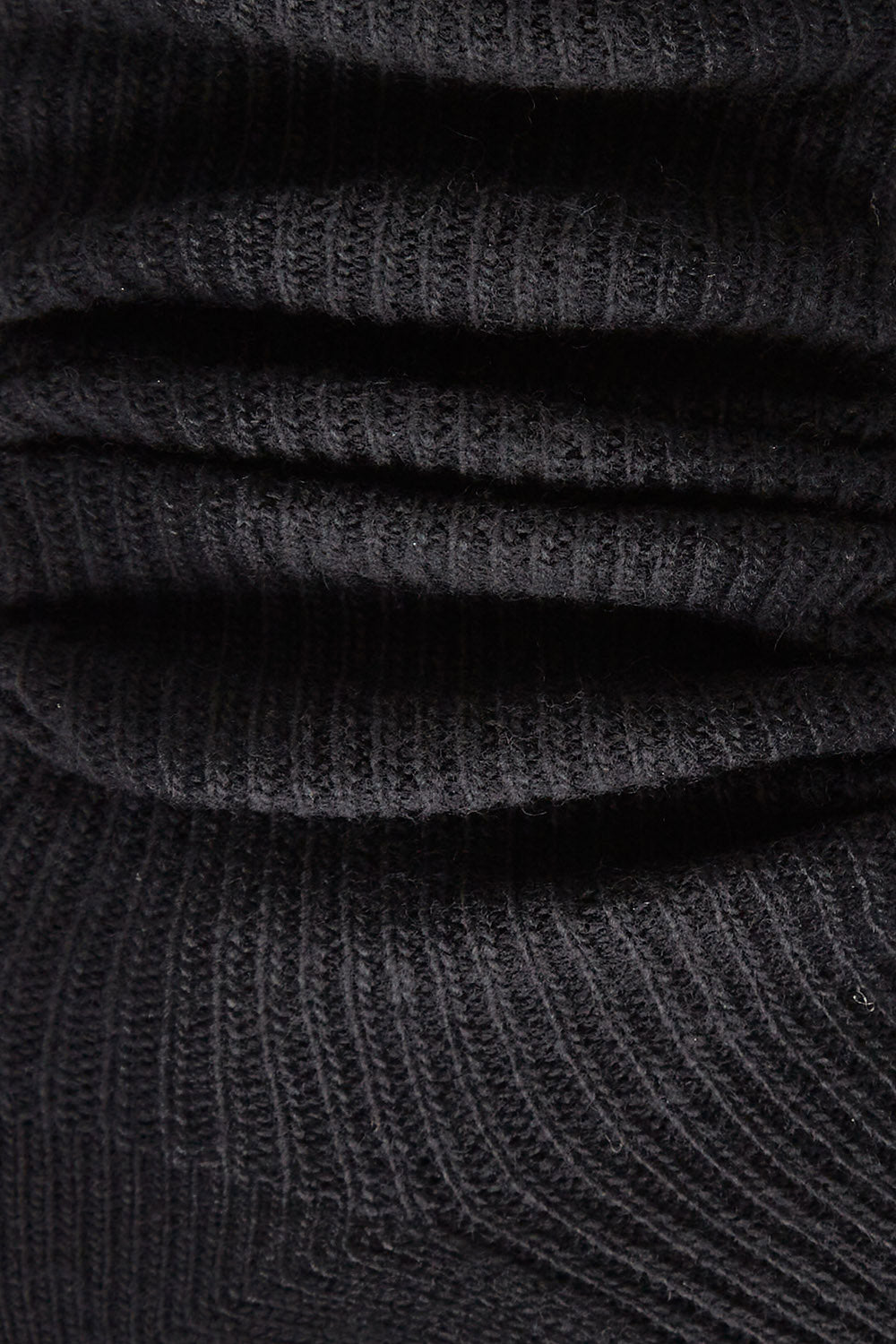 Product shot of the Slouchy Sock in colour Nero (Black), detail