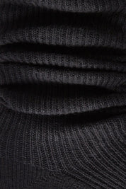 Product shot of the Slouchy Sock in colour Nero (Black), detail