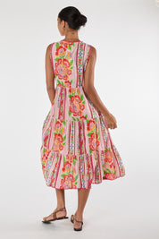 Model Genericm wearing size sample of the Ines Sleeveless Midi Dress – Shell in colour Shell, from the front