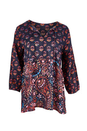 Product shot of the Kamila Cotton Top – Navy in colour Navy, from the front