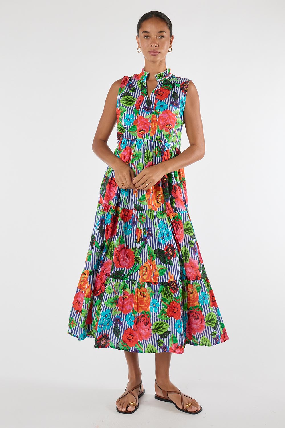 Model Genericm wearing size sample of the Viola Sleeveless Midi Dress – Print in colour Print, from the front