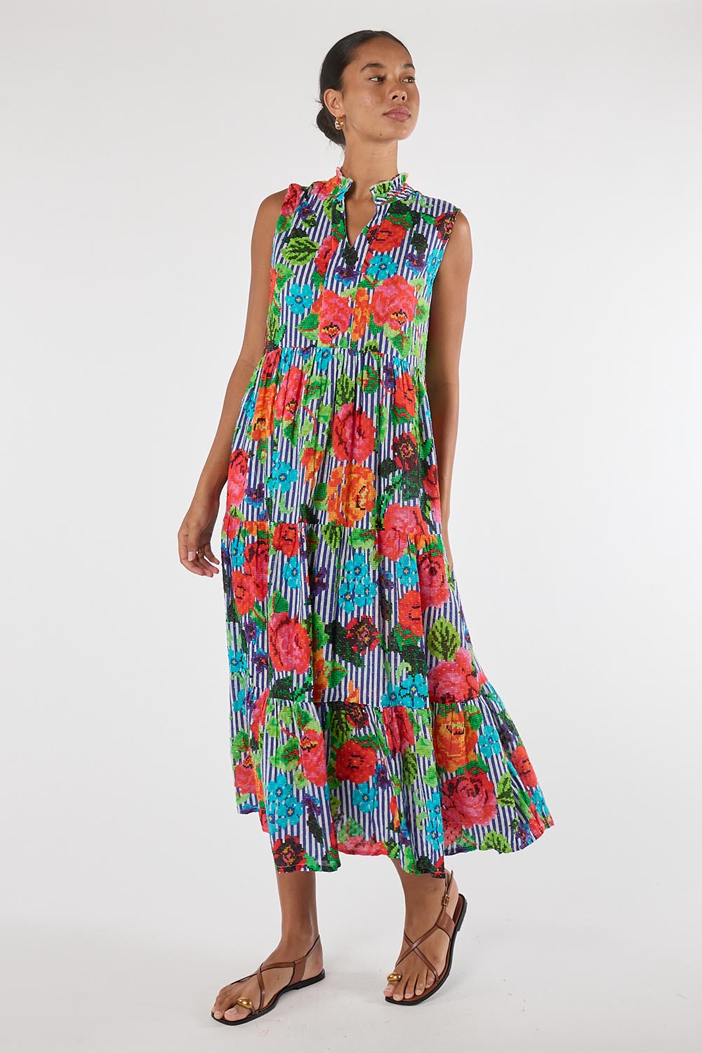 Model Genericm wearing size sample of the Viola Sleeveless Midi Dress – Print in colour Print, from the front
