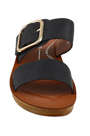 Product shot of the Doti Double Strap Slide in colour Black (Black), detail