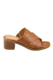 Product shot of the Meri Heel - Chocolate in colour Chocolate, from the front