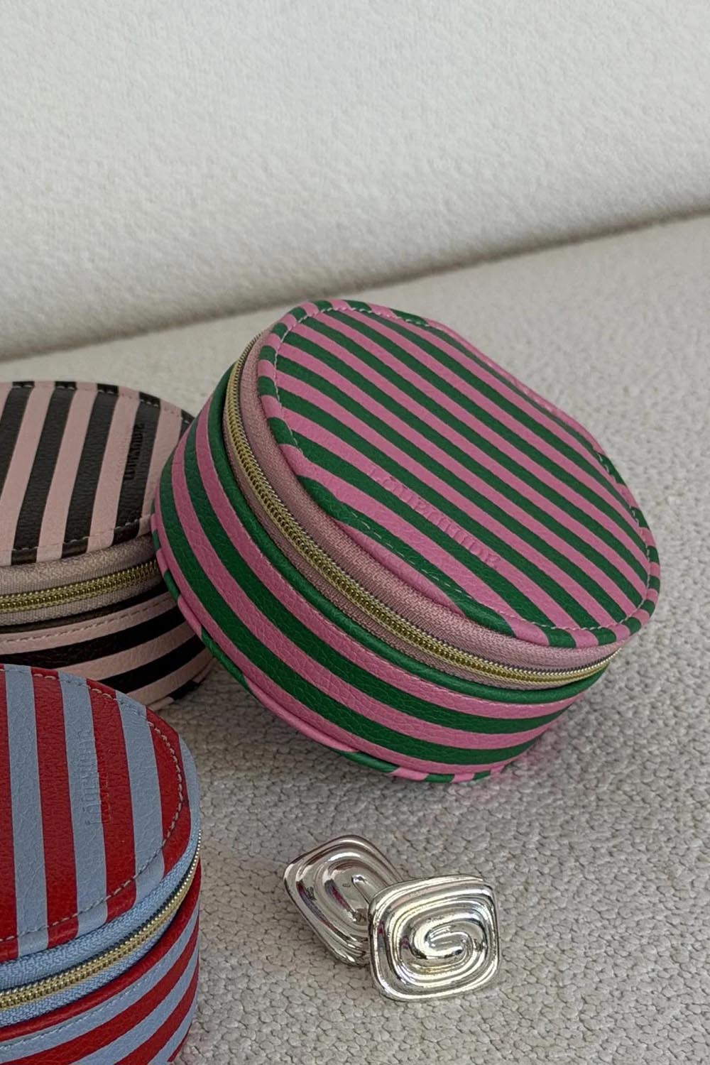 Product shot of the Sisco Stripe Jewellery Box - Greenpinkstripe in colour Greenpinkstripe, showing detail