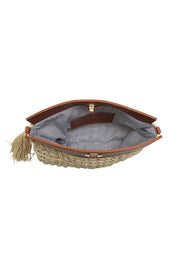 Product shot of the Fern Raffia Clutch Bag in colour Nattan, detail
