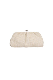 Product shot of the Goldie Clutch - Raffiavanilla in colour Raffiavanilla, from the back