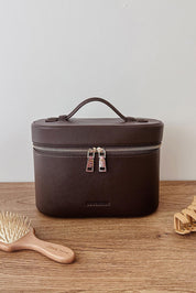 Product shot of the Juliette Vanity Case - Chocolate in colour Chocolate, from the front